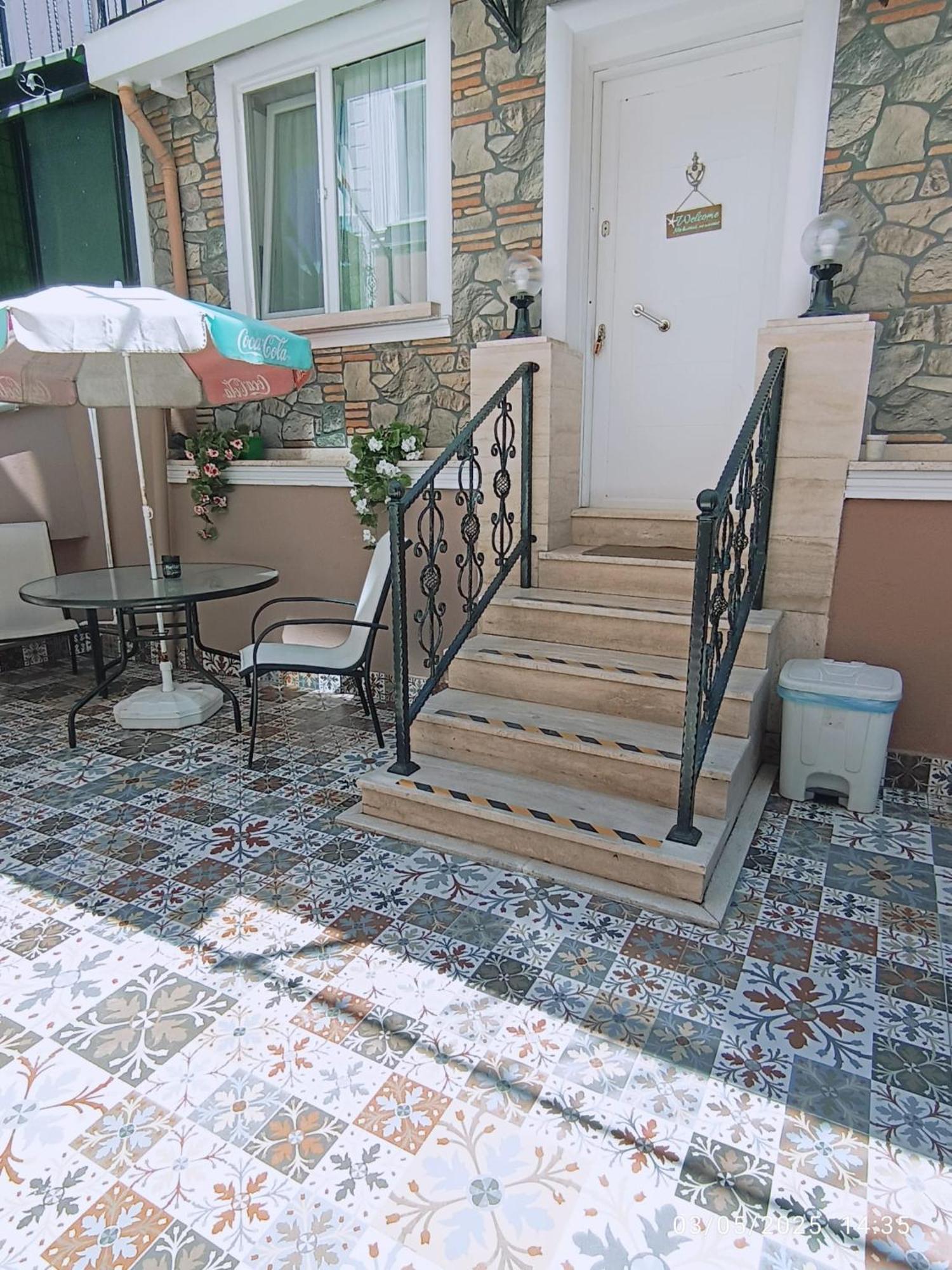 Little Palace Blue Apartment Istanbul Exterior photo